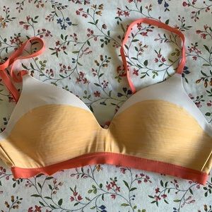 Victoria’s Secret No Wire Bra